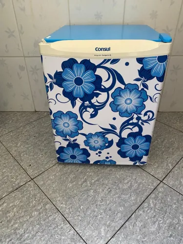 LINDO FRIGOBAR CONSUL 80 LTS