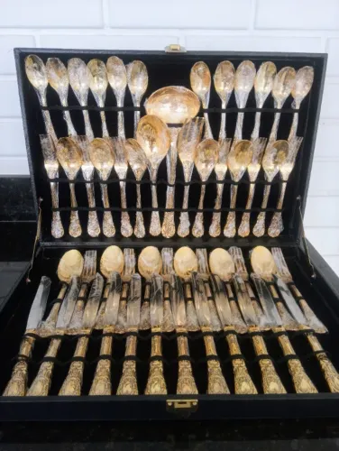 Faqueiro Italiano Dourado