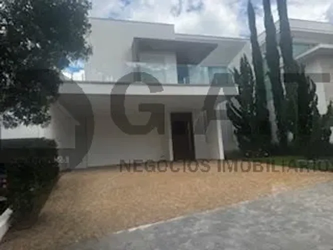 Casa em Condomínio em Parque Campolim, Sorocaba-SP: 3 Quartos, 3 Suítes, 3 Salas, 6 Banhei