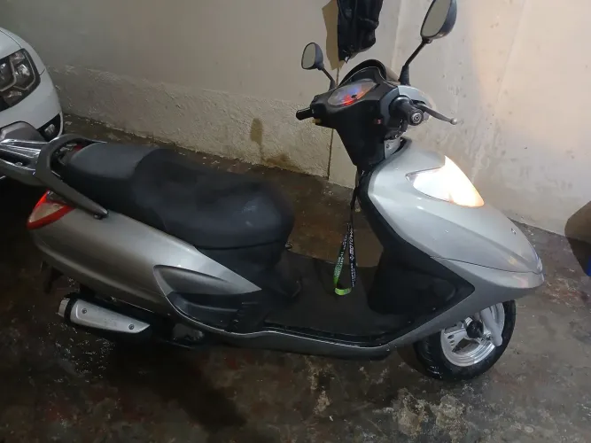 Moto automática 125cc