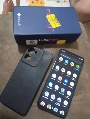 Moto g05 