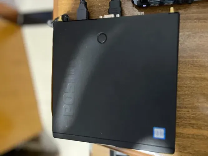 Micro computador Positivo mini C6200