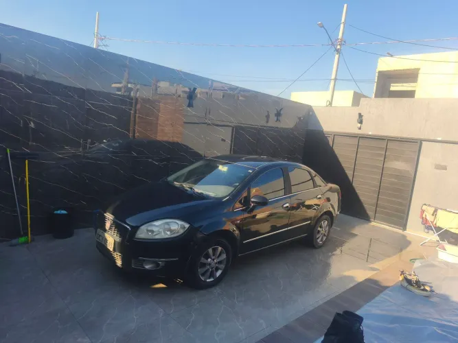 Fiat Linea Absolute 1.9/1.8 Flex Dualogic 4P 2011