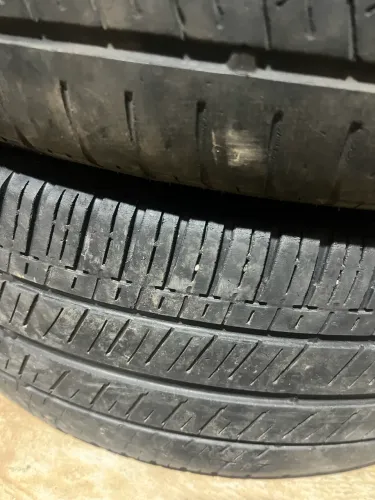 Pneus 225/65 R17 mais de meia vida