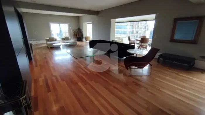 Para Locação com 552m² e 4 Suítes, na Vila Nova Conceição, São Paulo - SP