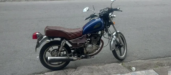 Suzuki intruder 125cc - 2012 