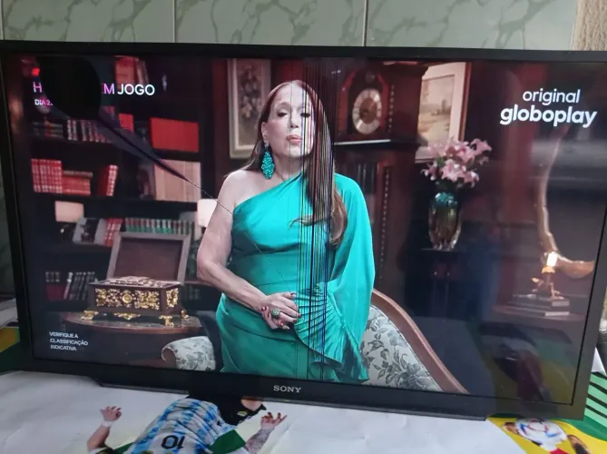 Vendo esta TV SMART 32 POLEGADAS SONY
