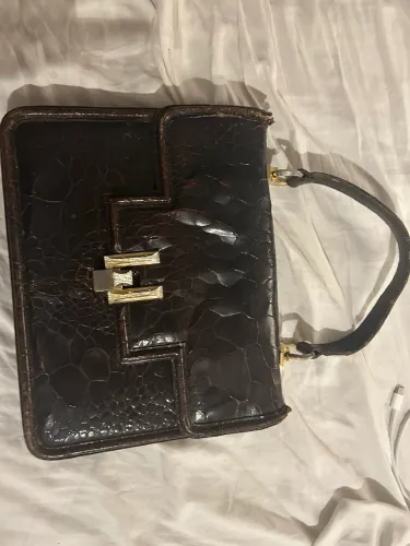 Bolsa de couro de crocodilo marrom