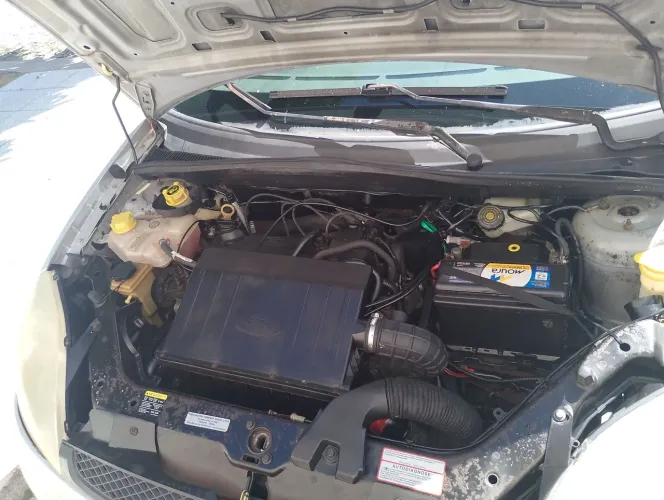 Ford Fiesta Sed. 1.6 8V Flex 4P 2006