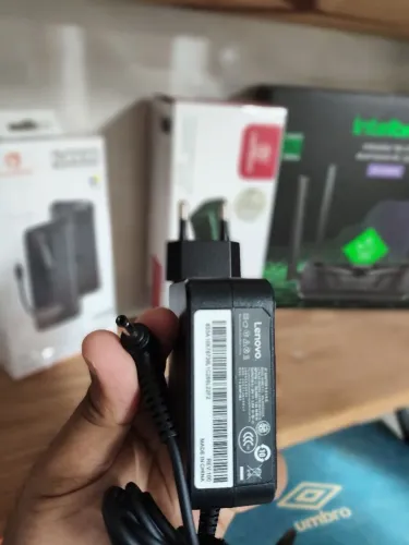Carregador para Notebook Lenovo Idelpad 20V