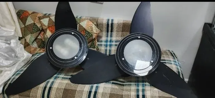 Vendo dois ventiladores de teto
