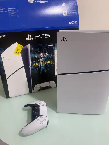 PS5 slim 500 GB em perfeito estado