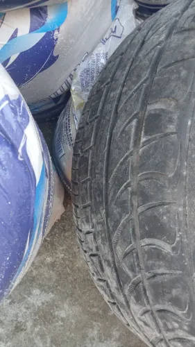 Vende-se pneus seminovos
