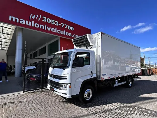 11-180 DELIVERY PRIME COM BAÚ REFRIGERADO FRIGORÍFICO