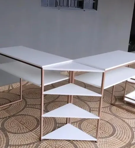 Mesa de manicure em l