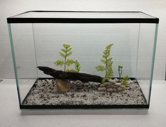 Aquário ( novo)40 litros 50 cm comprimtento.