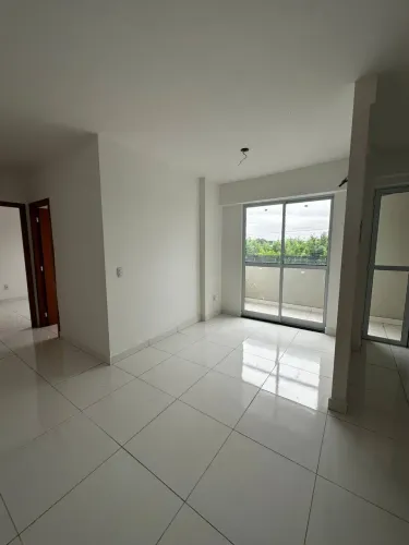 Apartamento com 2 quartos no MOA