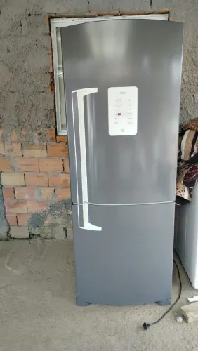 Vendo geladeira inverter