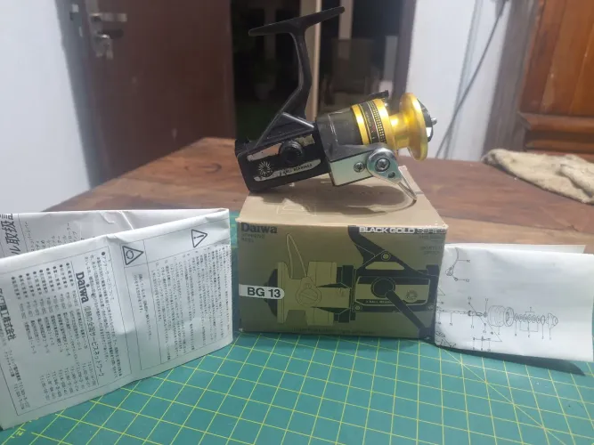 Molinete Daiwa BG13