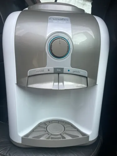 Bebedouro de mesa - Esmaltec