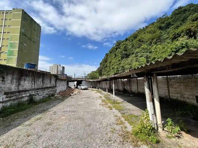 Terreno à venda, 621 m² por R$ 950.000,00 - Centro - Santos/SP