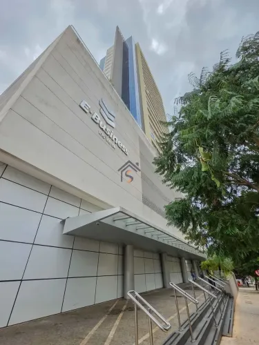 Sala comercial na Avenida Rio Verde