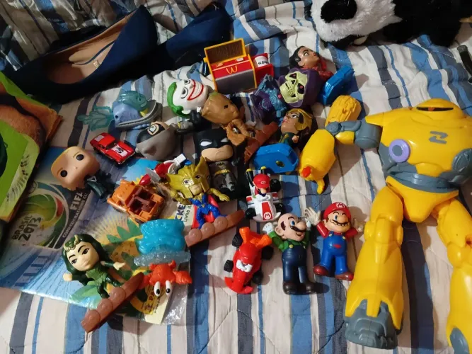 Lote brinquedo