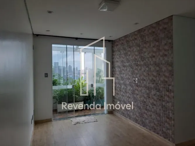 Cobertura à venda na Barra Funda, São Paulo-SP: 2 quartos, 1 sala, 1 banheiro, 1 vaga, 93m
