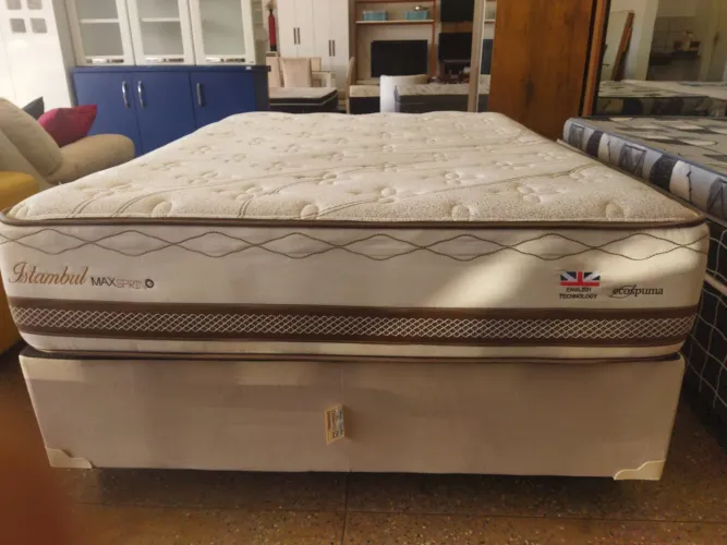 Cama de Casal com Colchão de Molas Ensacadas + Base