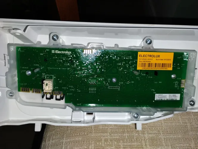 Painel lavadora Electrolux LFE11 com placa funcionando.