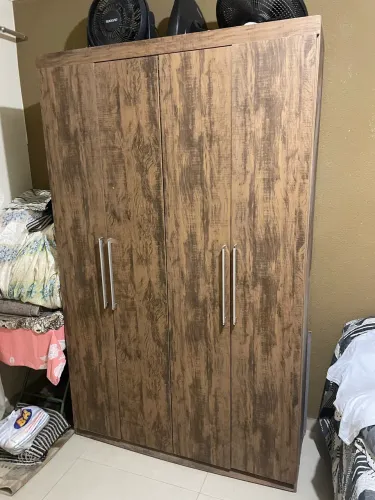 Guarda Roupa 4 portas