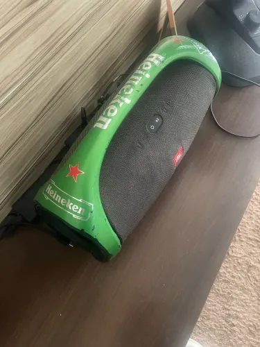 JBL boombox 1