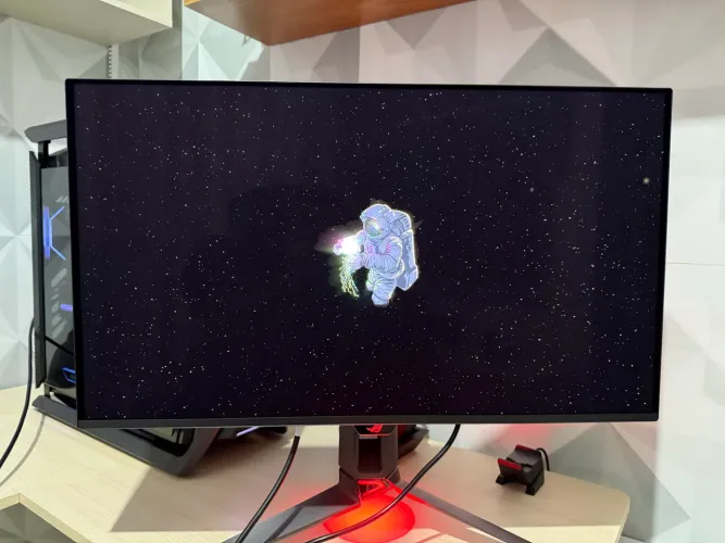 Monitor Oled Asus Rog 32 Pol 240HZ