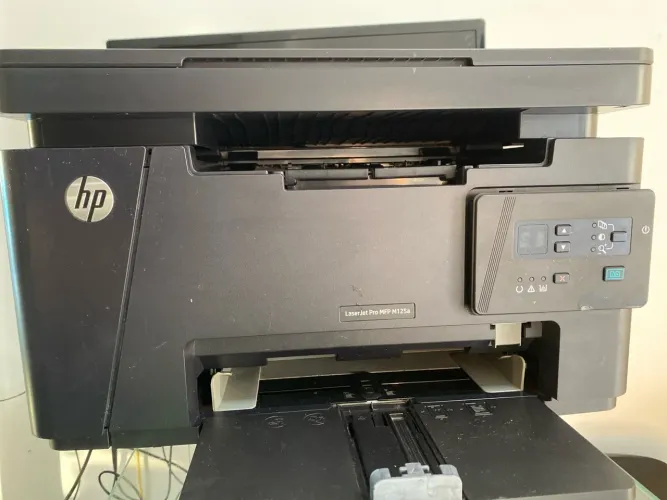 Impressora HP Laser Jet Pro MFP M125a