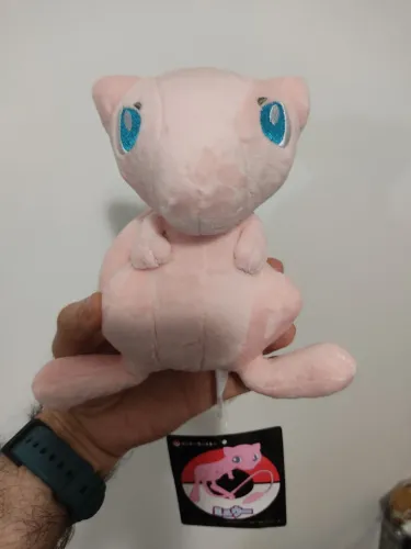 Pokémon Mew de pelúcia 17cm