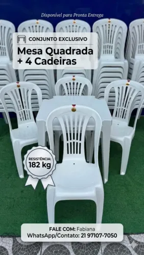 Mesa e cadeiras reforçadas para festas