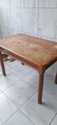 vendo mesa de madeira 