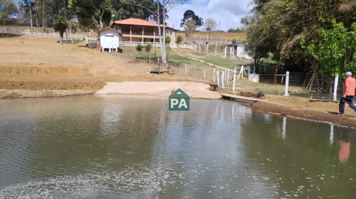 Sítio à venda com 88.000,00 m² , Bairro Bom Retiro, Caldas/MG