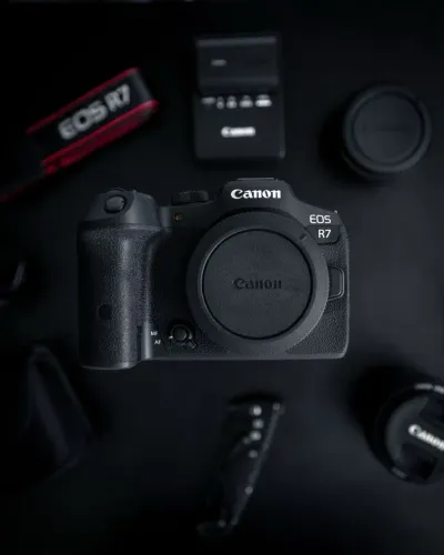 VENDO CORPO CÂMERA CANON R7
