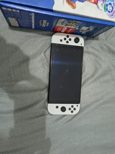 Nintendo Switch 64gb bloqueado