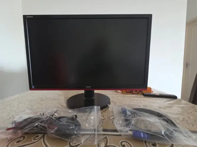 Monitor Gamer AOC 24 polegadas Full HD 75Hz 1ms (G2460V) com FreeSync - Ótimo estado