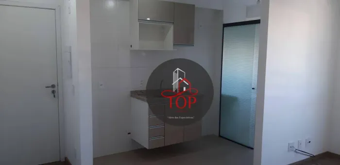 Apartamento com 2 quartos para alugar, 47 m² por R$ 2.612/mês - Vila Palmares - Santo Andr