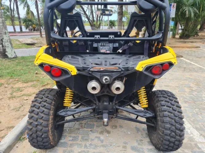 Can-Am Maverick x2 1000