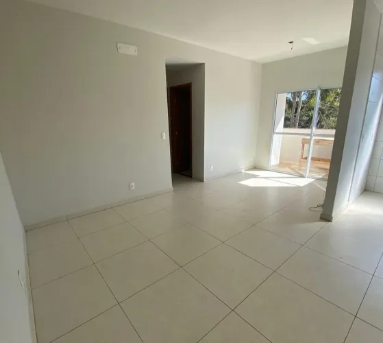 Apartamento à venda no bairro Jardim Holanda em Uberlândia
