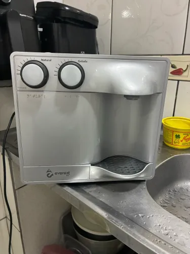Purificador Everest novinho 