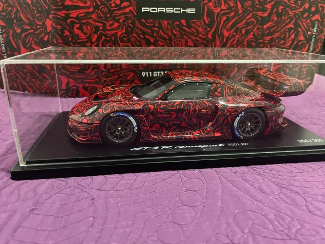 Miniatura Porsche 911 GT3 R Rennsport ? Edição Limitada (266/300)