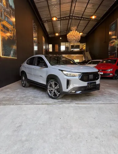 Fiat Fastback Impetus 200 T. AUT (hibrído) 2025