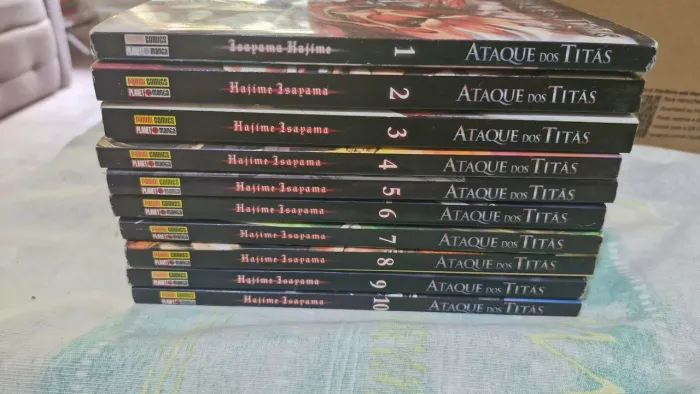 Ataque dos titãs edição antiga vols 1-10