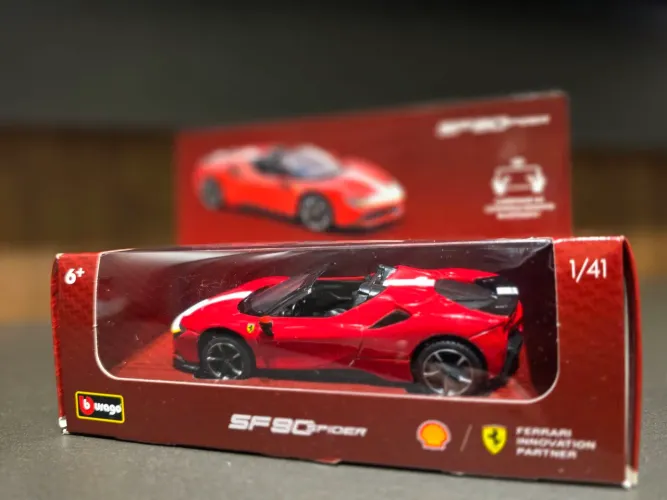 Carrinho Miniatura Shell SF90 Burago