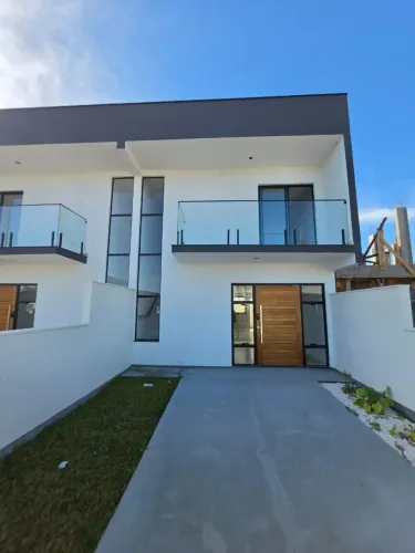 Sobrado para venda com 124 metros quadrados com 3 quartos em Barra do Aririú - Palhoça - S